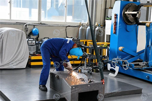 Soluciones completas de producción industrial desde el concepto hasta la oper...